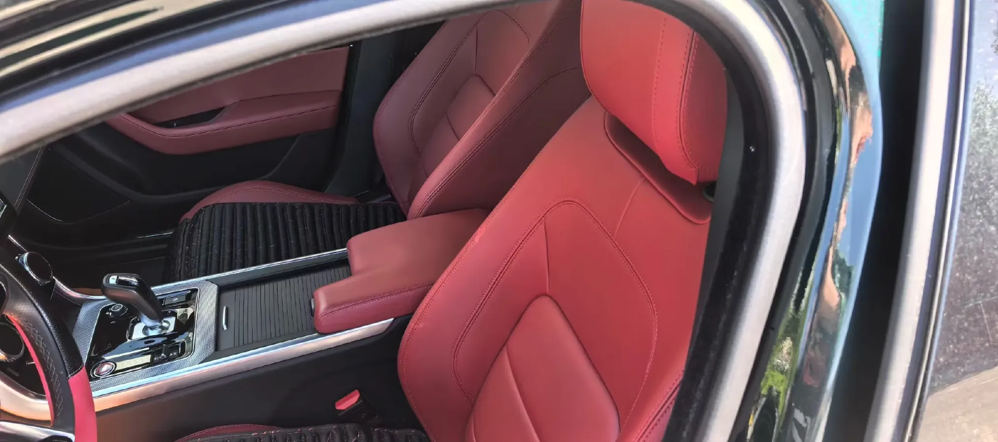 2023 Jaguar XEL 2.0T 250HP L4 8AT,autocango,china used car exporter,china ev exporter,chinese used car exporter,chinese used ev exporter