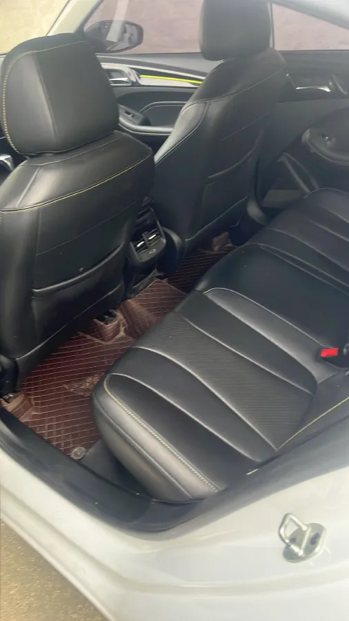 2021 Roewe i5 1.5L 120HP L4 CVT,autocango,china used car exporter,china ev exporter,chinese used car exporter,chinese used ev exporter