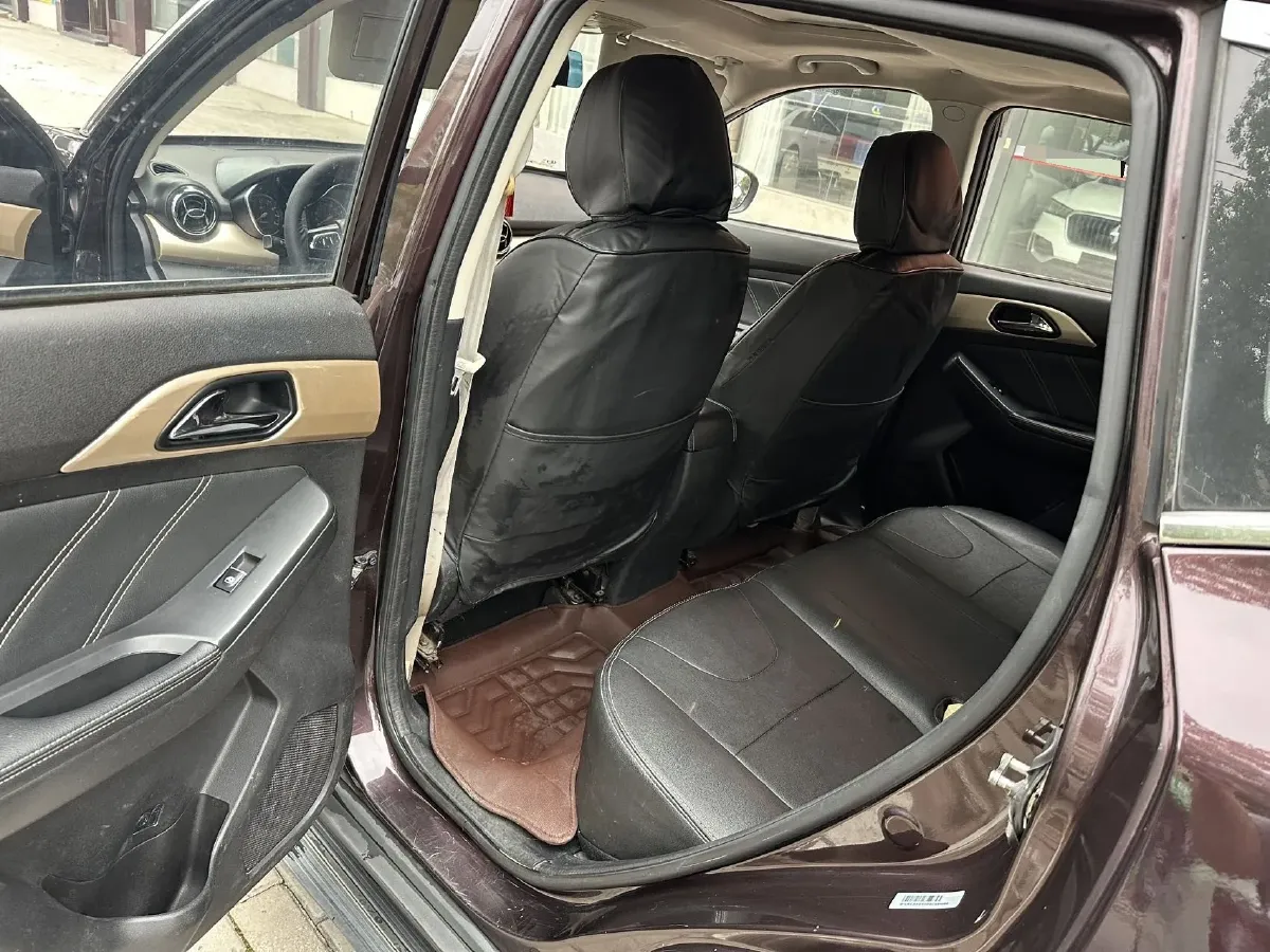 2016 BAIC ChangHe Q35 1.5L 116HP L4 4AT,autocango,china used car exporter,china ev exporter,chinese used car exporter,chinese used ev exporter