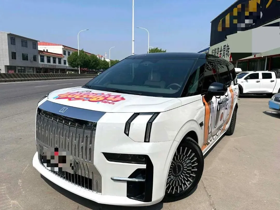 2022 Zeekr 009 BEV 116KWH,autocango,china used car exporter,china ev exporter,chinese used car exporter,chinese used ev exporter