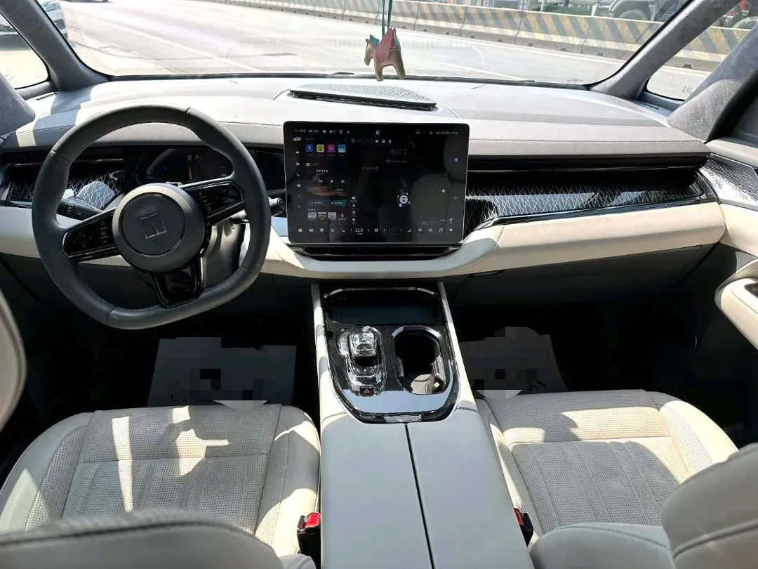 2022 Zeekr 009 BEV 116KWH,autocango,china used car exporter,china ev exporter,chinese used car exporter,chinese used ev exporter