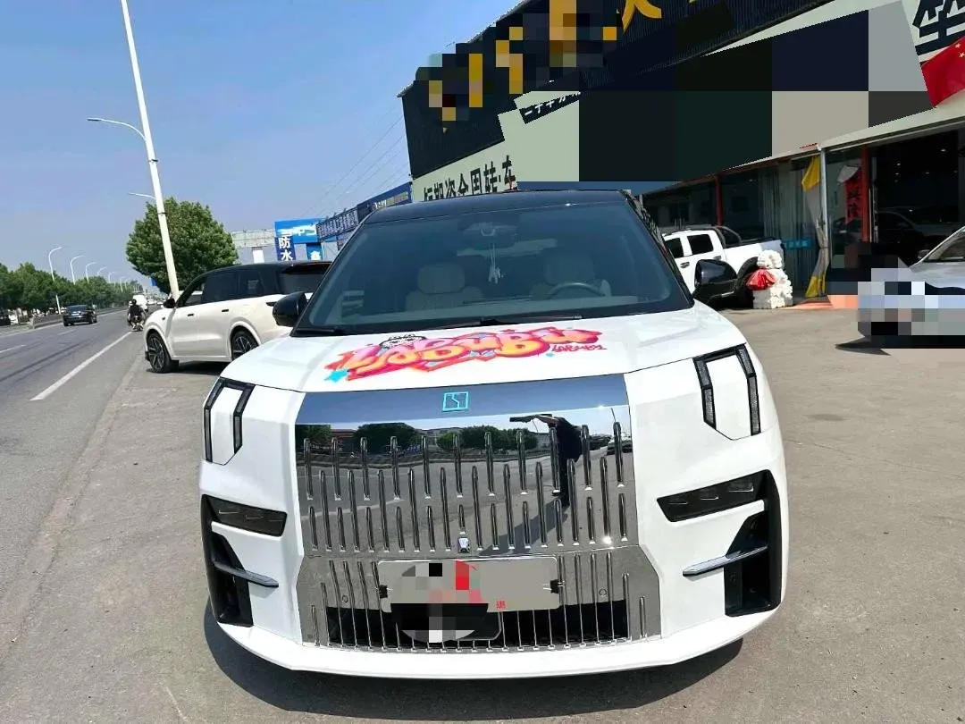 2022 Zeekr 009 BEV 116KWH,autocango,china used car exporter,china ev exporter,chinese used car exporter,chinese used ev exporter