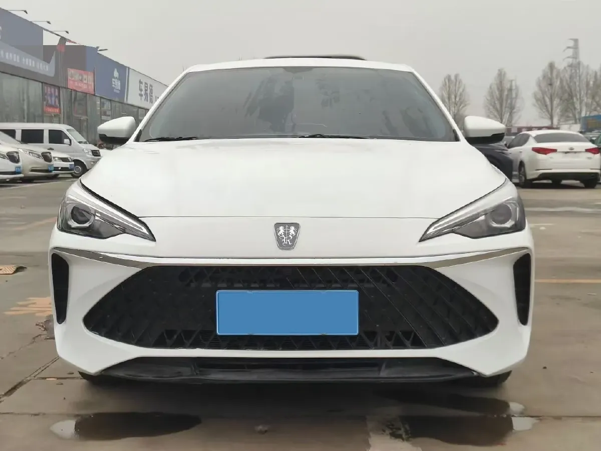 2026 Roewe i5 1.5L 129HP L4 CVT,autocango,china used car exporter,china ev exporter,chinese used car exporter,chinese used ev exporter