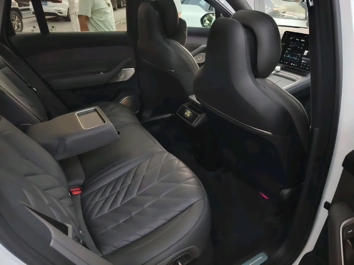 2025 NIO ES6 BEV,autocango,china used car exporter,china ev exporter,chinese used car exporter,chinese used ev exporter