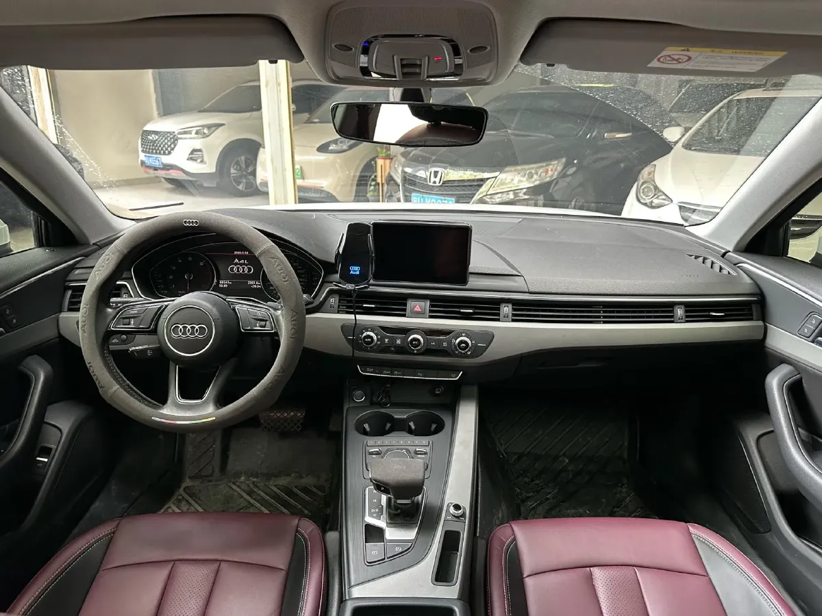 2019 Audi A4L 2.0T 190HP L4 7DCT,autocango,china used car exporter,china ev exporter,chinese used car exporter,chinese used ev exporter