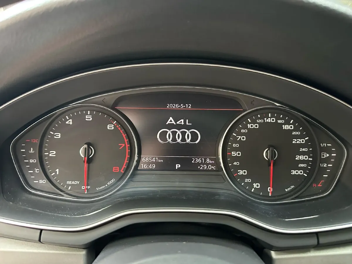 2019 Audi A4L 2.0T 190HP L4 7DCT,autocango,china used car exporter,china ev exporter,chinese used car exporter,chinese used ev exporter