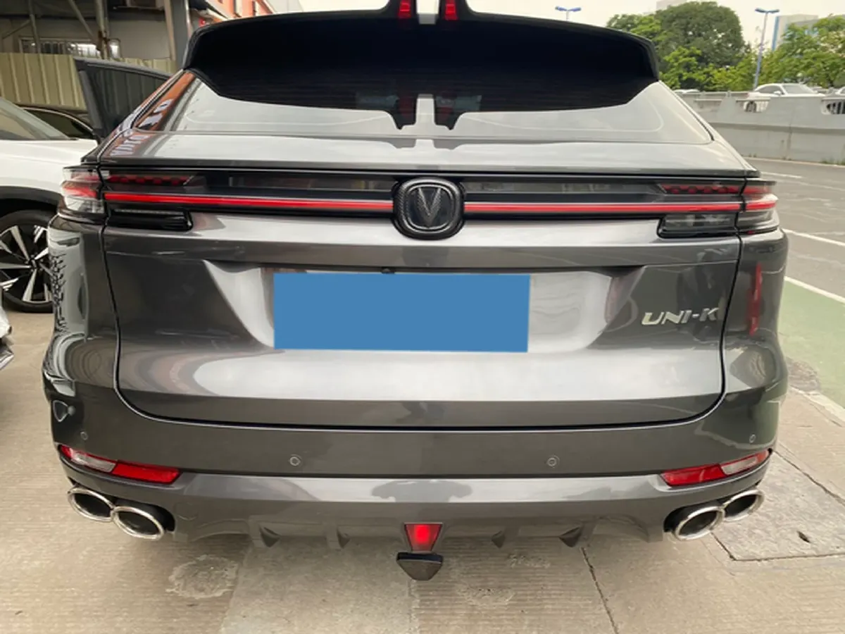 2021 ChangAn UNI-K 2.0T 233HP L4 8AT,autocango,china used car exporter,china ev exporter,chinese used car exporter,chinese used ev exporter