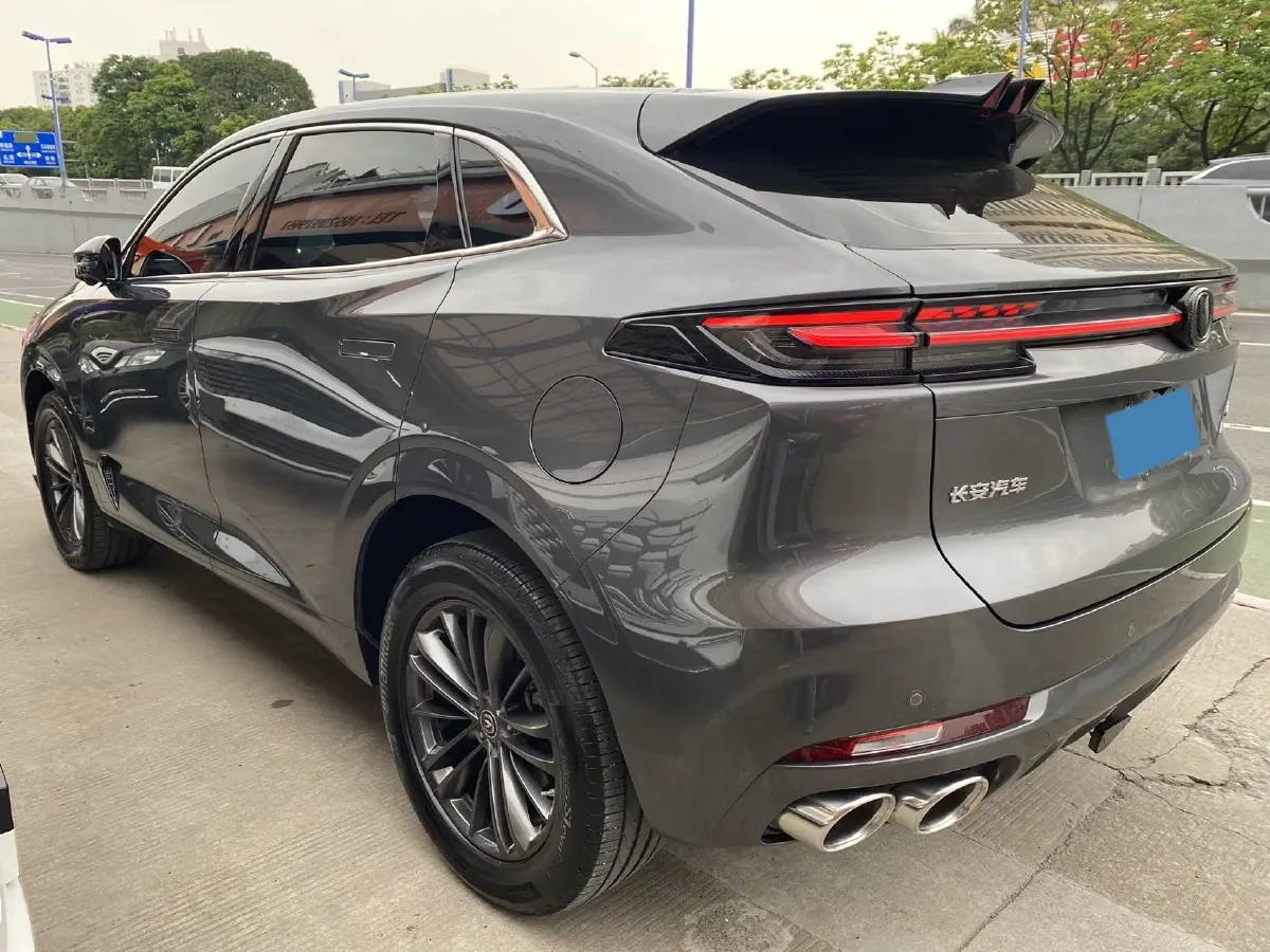 2021 ChangAn UNI-K 2.0T 233HP L4 8AT,autocango,china used car exporter,china ev exporter,chinese used car exporter,chinese used ev exporter