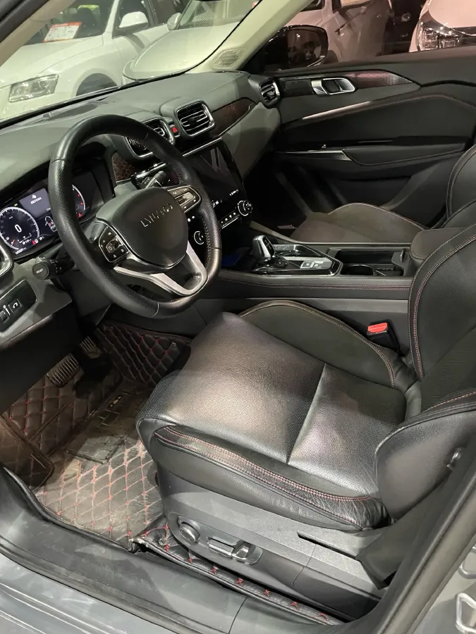2018 Toyota C-HR 2.0L 171HP L4 CVT,autocango,china used car exporter,china ev exporter,chinese used car exporter,chinese used ev exporter