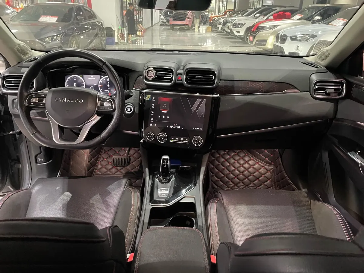 2018 Toyota C-HR 2.0L 171HP L4 CVT,autocango,china used car exporter,china ev exporter,chinese used car exporter,chinese used ev exporter