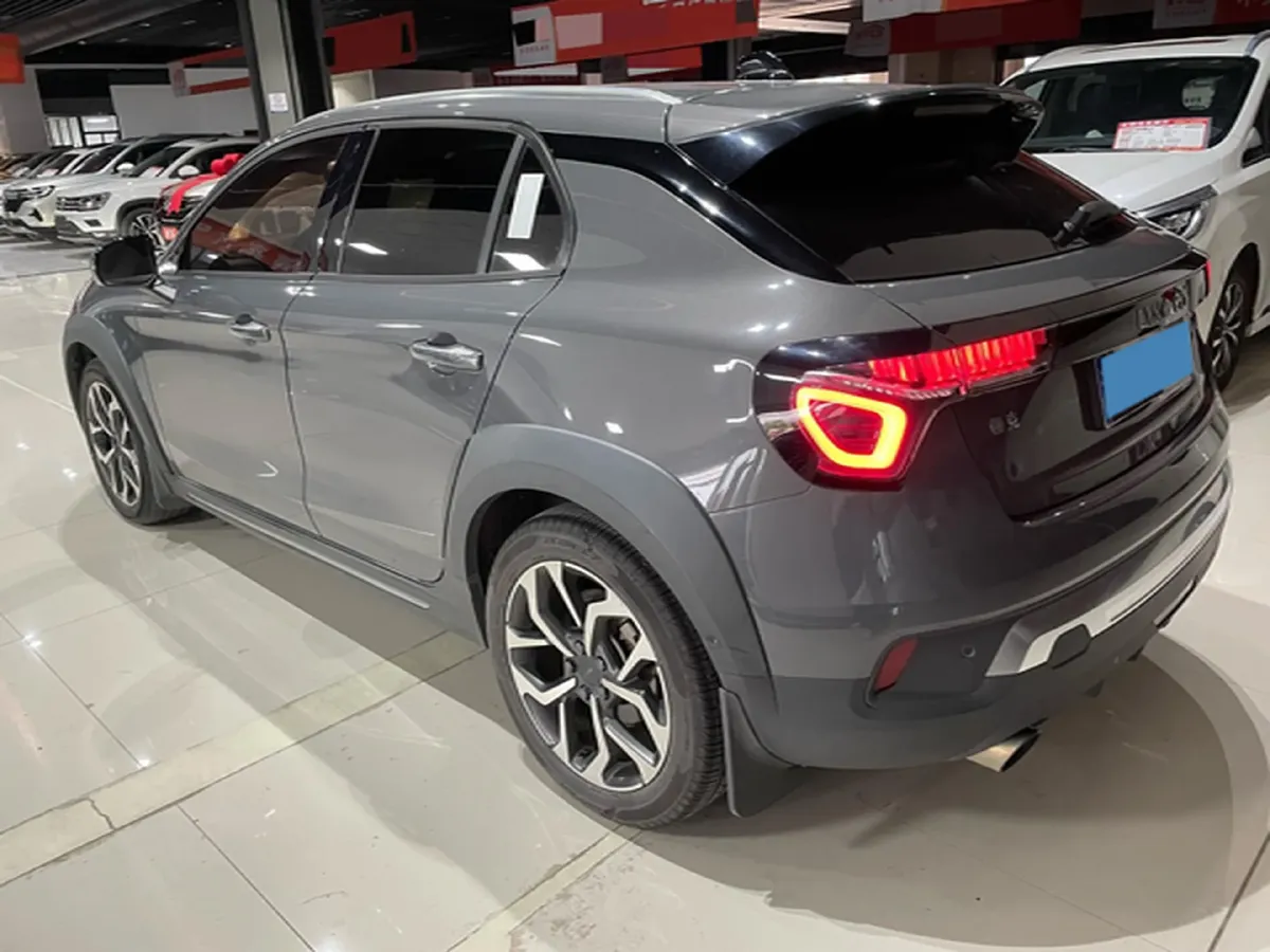 2018 Toyota C-HR 2.0L 171HP L4 CVT,autocango,china used car exporter,china ev exporter,chinese used car exporter,chinese used ev exporter