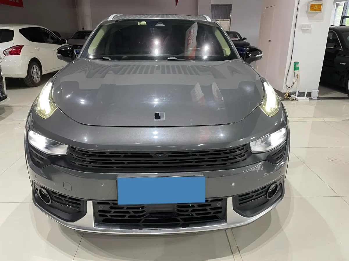 2018 Toyota C-HR 2.0L 171HP L4 CVT,autocango,china used car exporter,china ev exporter,chinese used car exporter,chinese used ev exporter
