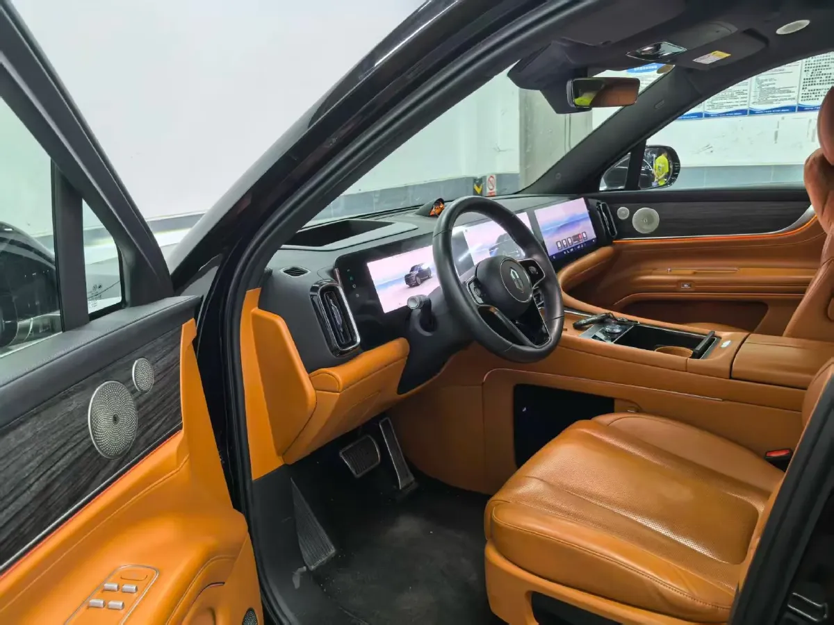 2024 AITO AITO M9 1.5T 152HP L4 REEV 42KWH,autocango,china used car exporter,china ev exporter,chinese used car exporter,chinese used ev exporter