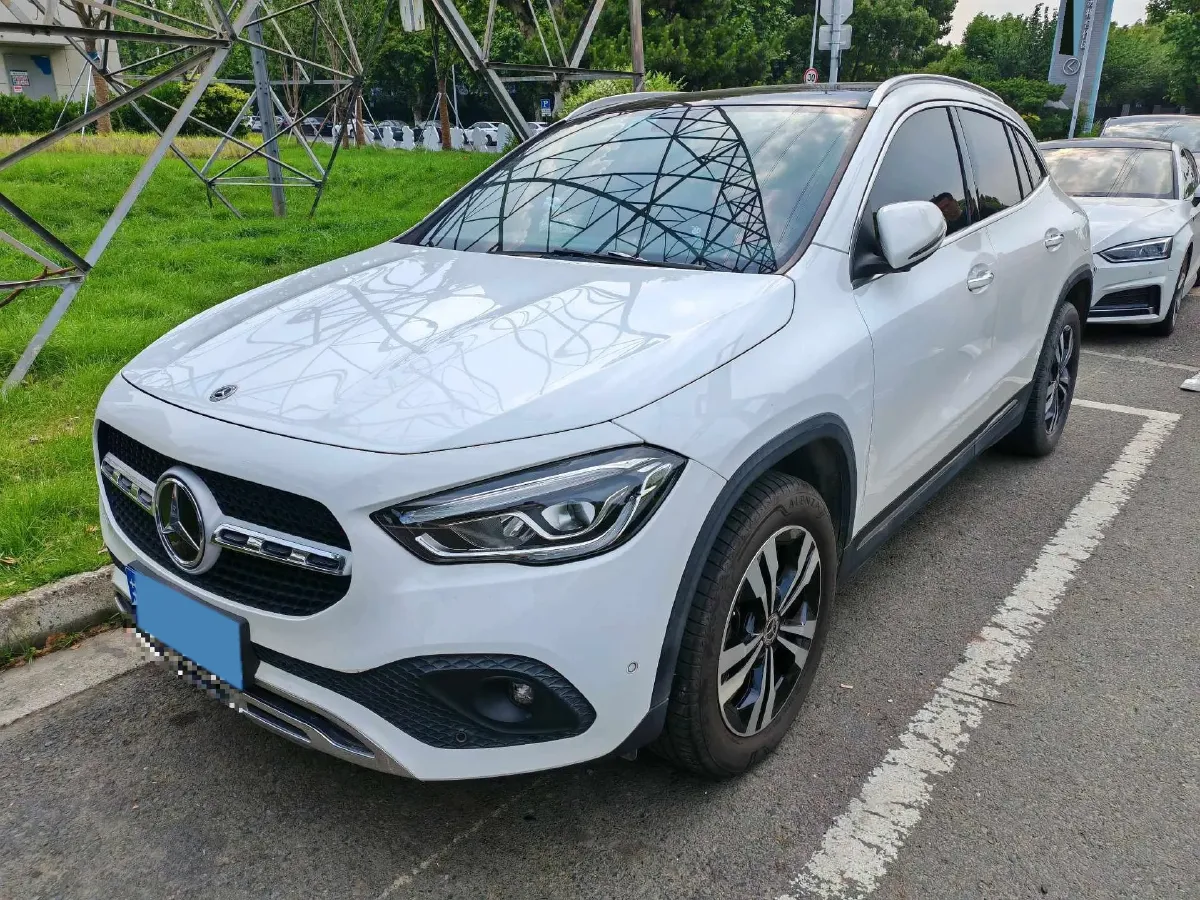 2020 Mercedes-Benz GLA Class 1.3T 163HP L4 7DCT,autocango,china used car exporter,china ev exporter,chinese used car exporter,chinese used ev exporter
