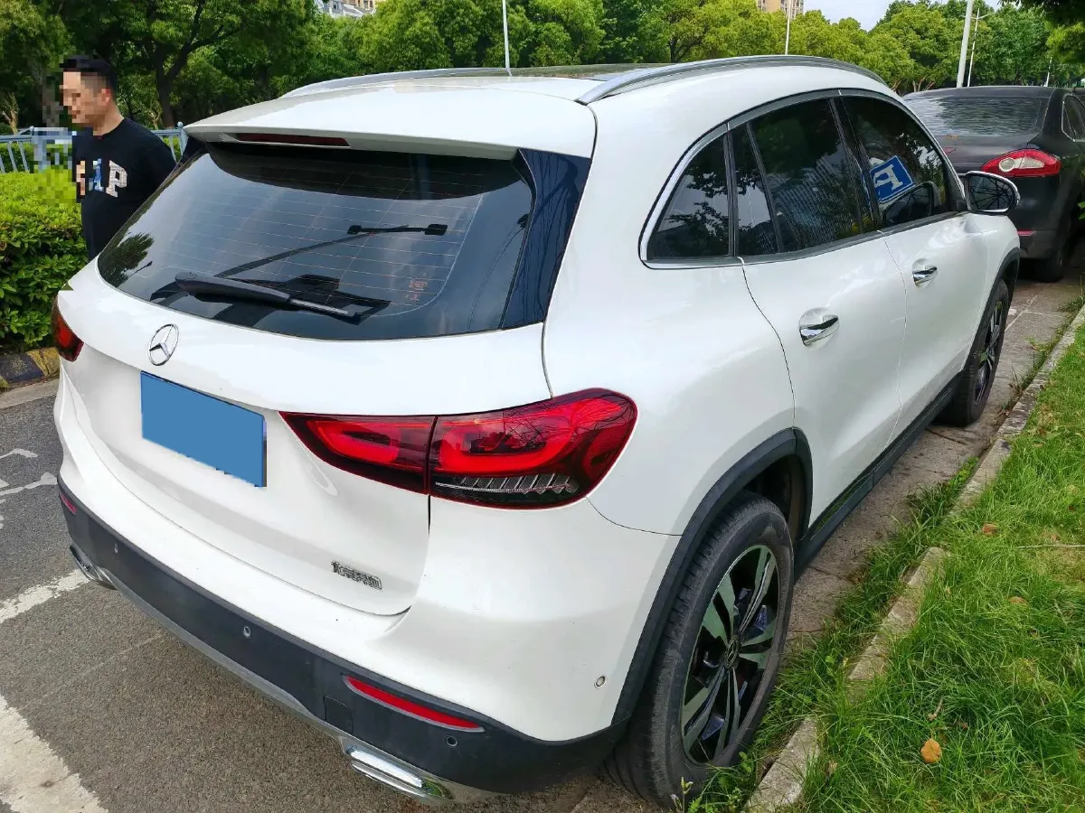 2020 Mercedes-Benz GLA Class 1.3T 163HP L4 7DCT,autocango,china used car exporter,china ev exporter,chinese used car exporter,chinese used ev exporter