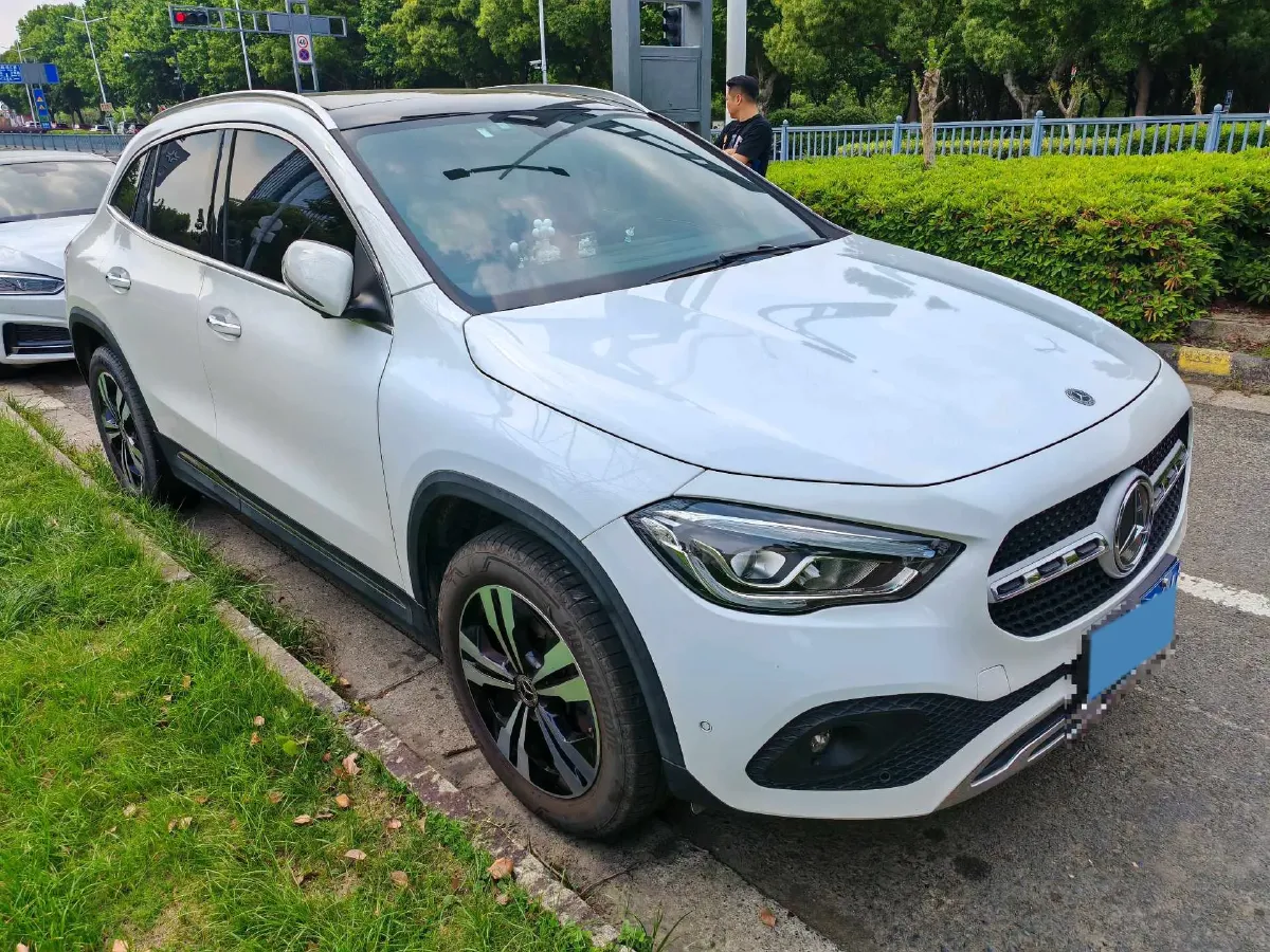 2020 Mercedes-Benz GLA Class 1.3T 163HP L4 7DCT,autocango,china used car exporter,china ev exporter,chinese used car exporter,chinese used ev exporter
