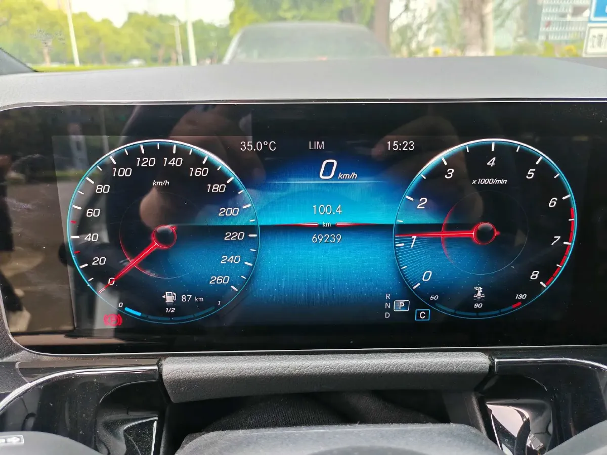 2020 Mercedes-Benz GLA Class 1.3T 163HP L4 7DCT,autocango,china used car exporter,china ev exporter,chinese used car exporter,chinese used ev exporter
