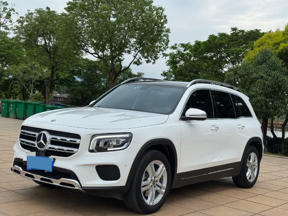 2023 Mercedes-Benz GLB Class 2.0T 190HP L4 8DCT,autocango,china used car exporter,china ev exporter,chinese used car exporter,chinese used ev exporter
