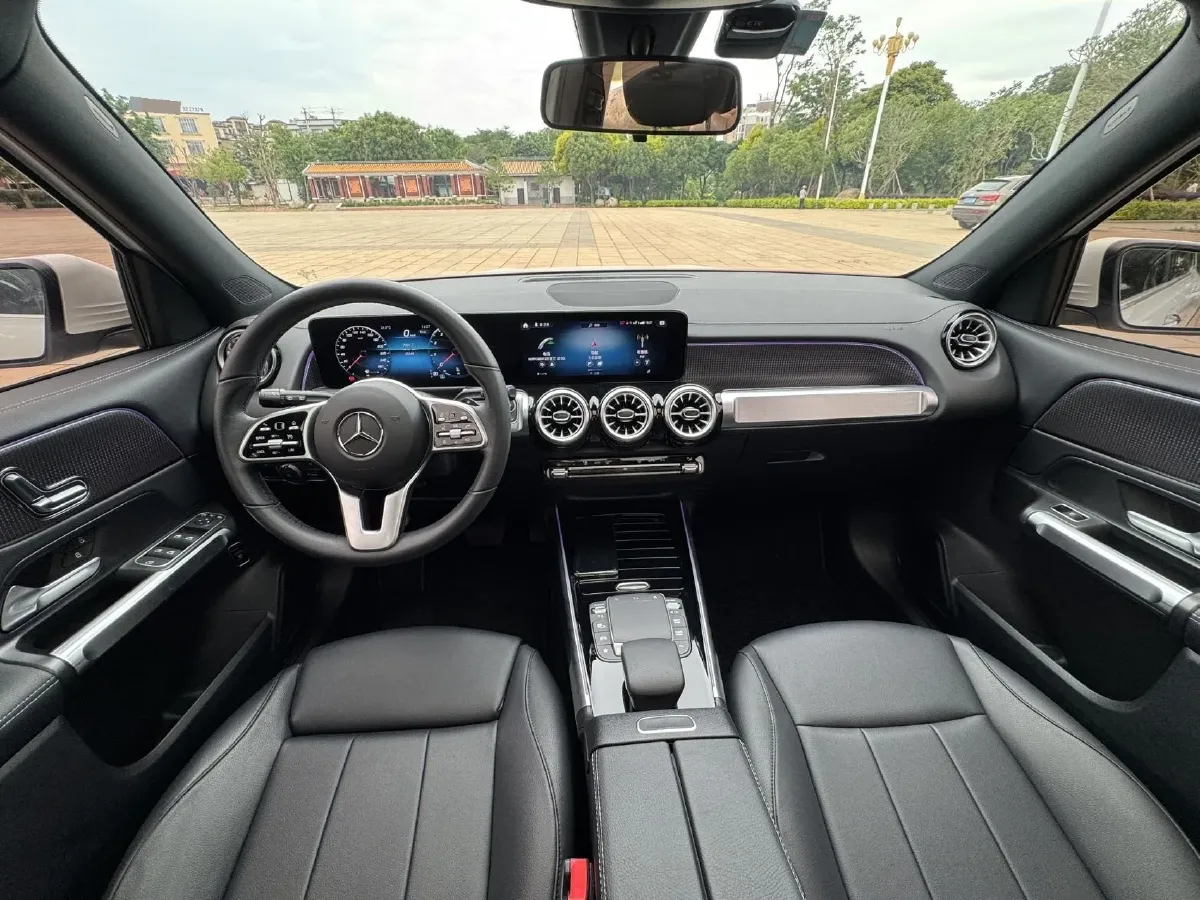 2023 Mercedes-Benz GLB Class 2.0T 190HP L4 8DCT,autocango,china used car exporter,china ev exporter,chinese used car exporter,chinese used ev exporter