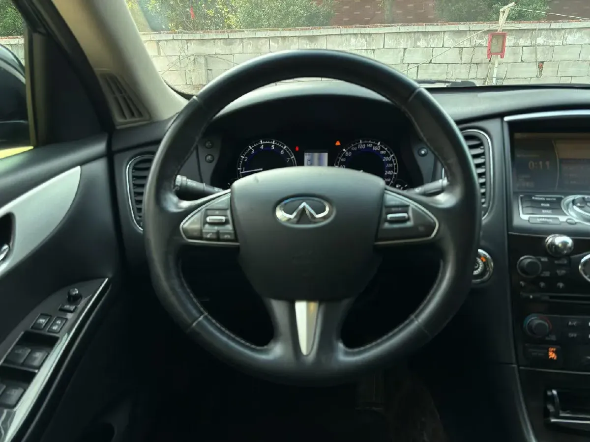 2015 Infiniti QX50 2.5L 235HP V6 7AT,autocango,china used car exporter,china ev exporter,chinese used car exporter,chinese used ev exporter