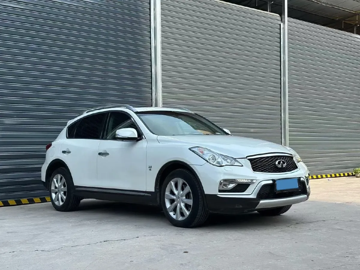2015 Infiniti QX50 2.5L 235HP V6 7AT,autocango,china used car exporter,china ev exporter,chinese used car exporter,chinese used ev exporter