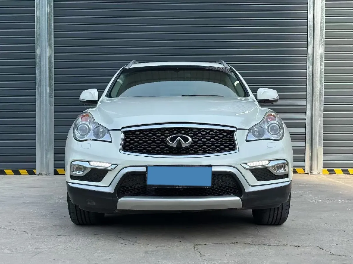 2015 Infiniti QX50 2.5L 235HP V6 7AT,autocango,china used car exporter,china ev exporter,chinese used car exporter,chinese used ev exporter