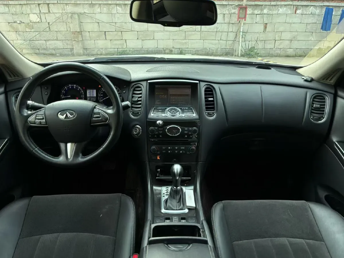 2015 Infiniti QX50 2.5L 235HP V6 7AT,autocango,china used car exporter,china ev exporter,chinese used car exporter,chinese used ev exporter