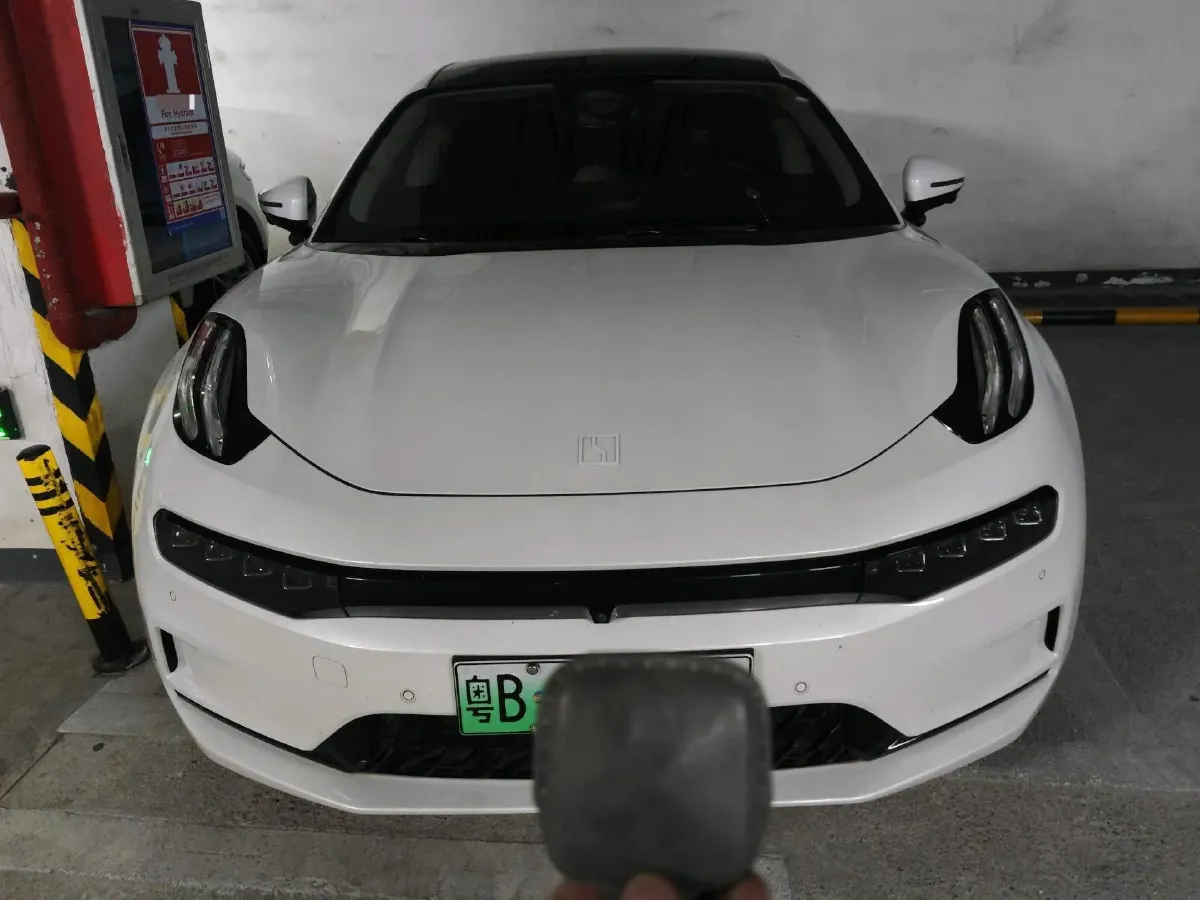 2021 Zeekr 001 BEV 100KWH,autocango,china used car exporter,china ev exporter,chinese used car exporter,chinese used ev exporter