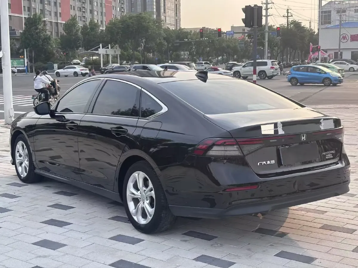 2023 Honda Accord 1.5T 192HP L4 CVT,autocango,china used car exporter,china ev exporter,chinese used car exporter,chinese used ev exporter