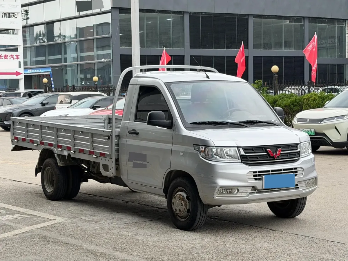 2022 WuLing RongGuang New Truck 1.8L 125HP L4 5MT,autocango,china used car exporter,china ev exporter,chinese used car exporter,chinese used ev exporter