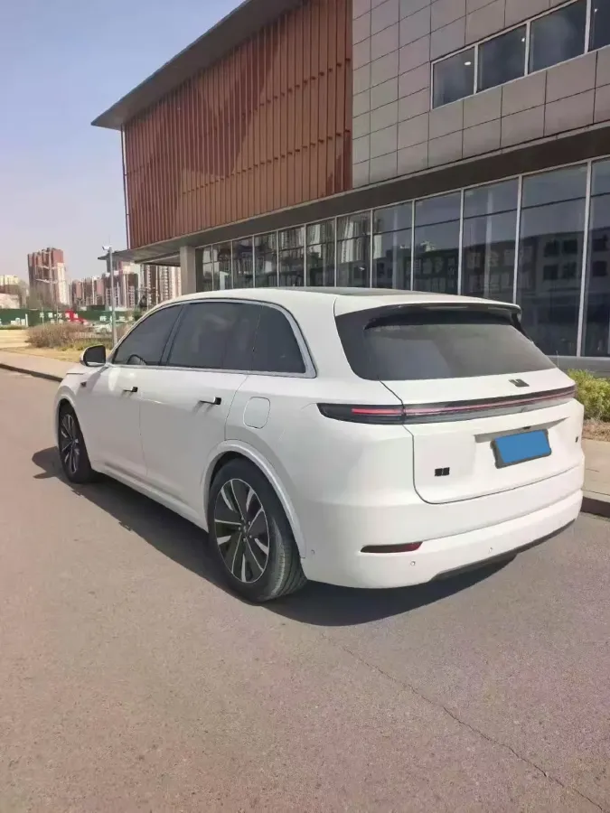 2024 Li L8 Range Extended 154HP REEV 52.3KWH,autocango,china used car exporter,china ev exporter,chinese used car exporter,chinese used ev exporter