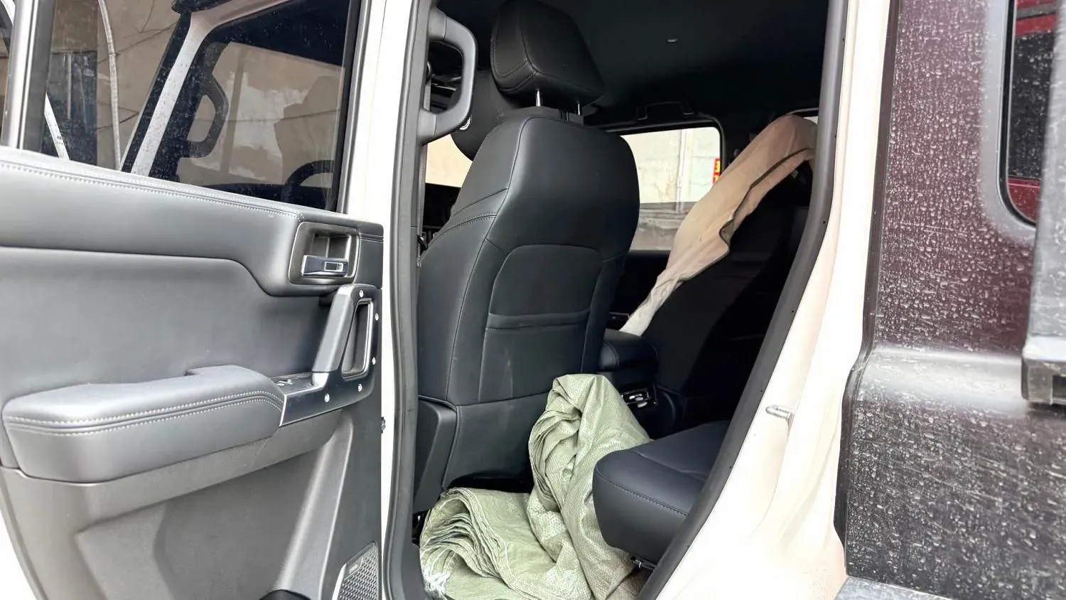 2024 212 212 T01 2.0T 252HP L4 8AT,autocango,china used car exporter,china ev exporter,chinese used car exporter,chinese used ev exporter