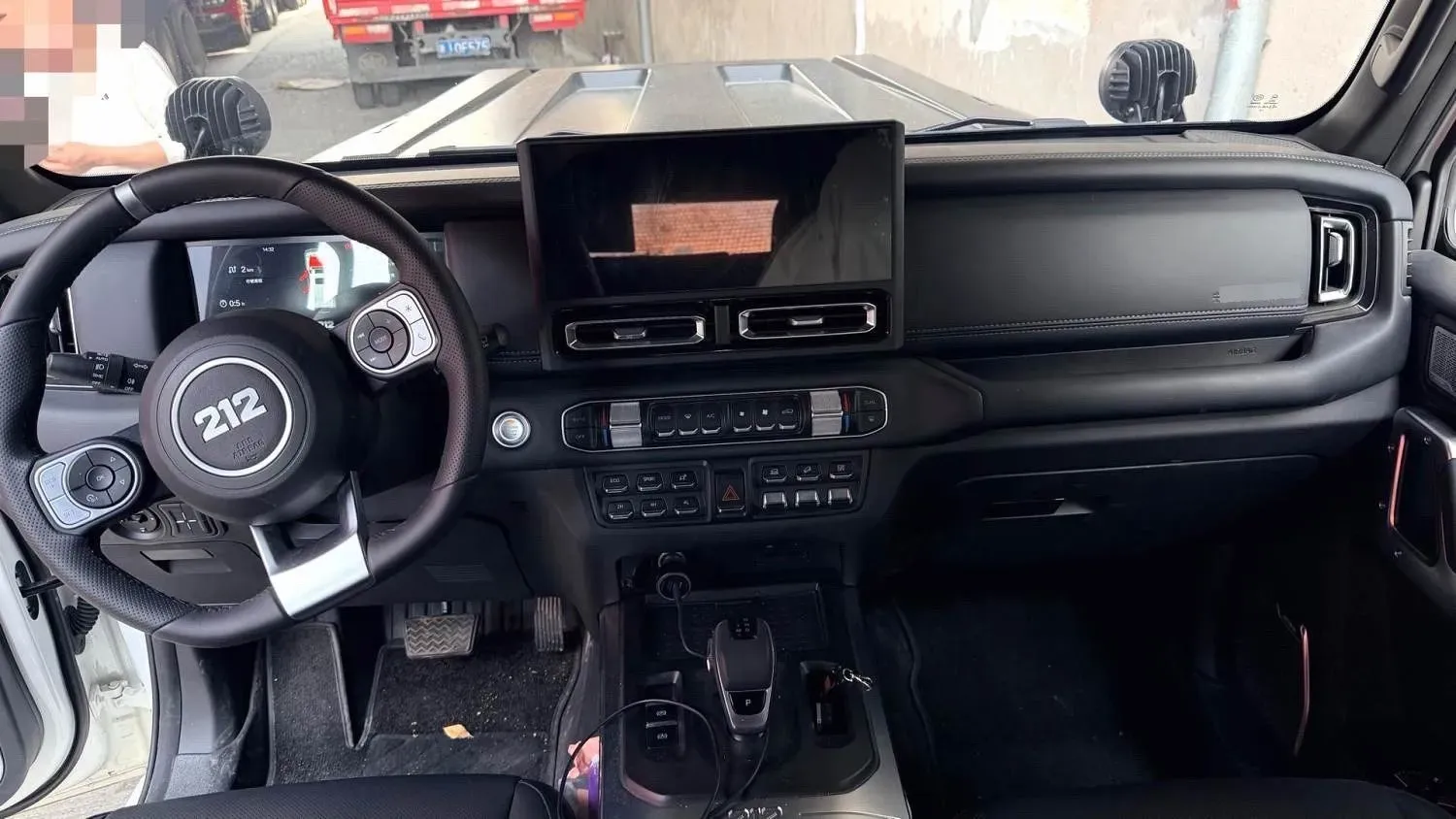2024 212 212 T01 2.0T 252HP L4 8AT,autocango,china used car exporter,china ev exporter,chinese used car exporter,chinese used ev exporter