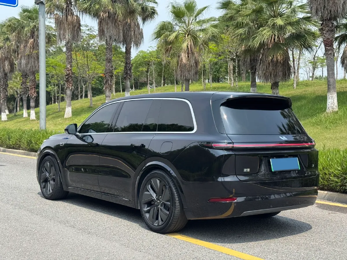 2025 Li L9 Range Extended 154HP REEV,autocango,china used car exporter,china ev exporter,chinese used car exporter,chinese used ev exporter