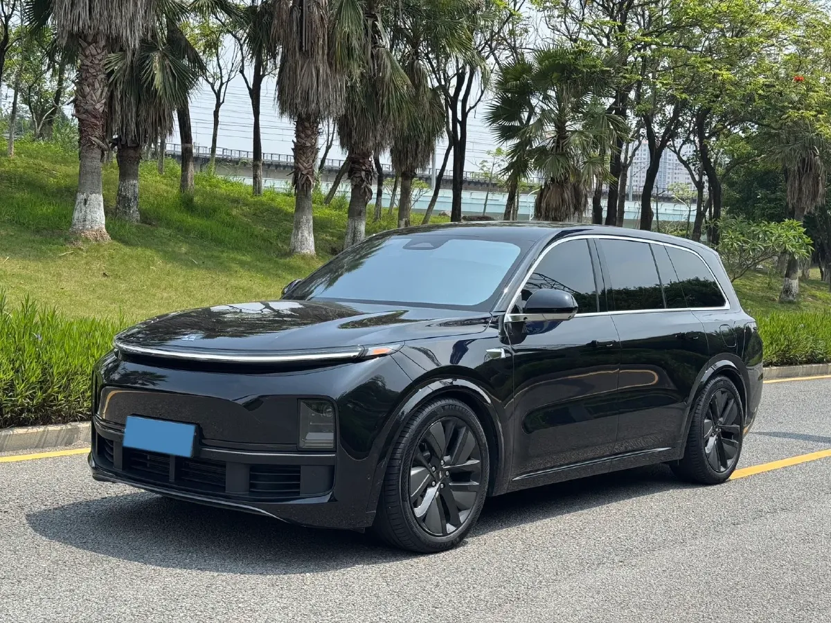 2025 Li L9 Range Extended 154HP REEV,autocango,china used car exporter,china ev exporter,chinese used car exporter,chinese used ev exporter