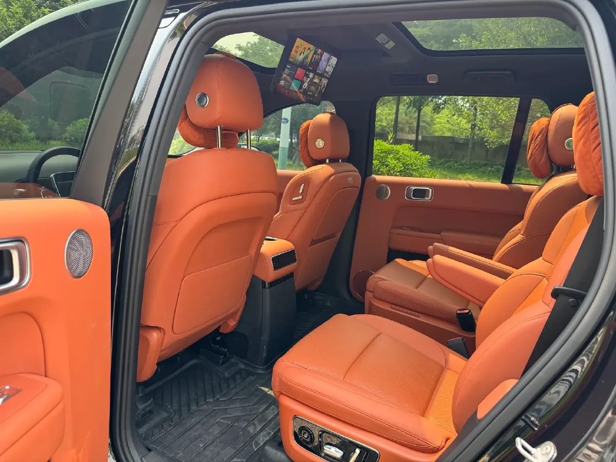 2025 Li L9 Range Extended 154HP REEV,autocango,china used car exporter,china ev exporter,chinese used car exporter,chinese used ev exporter