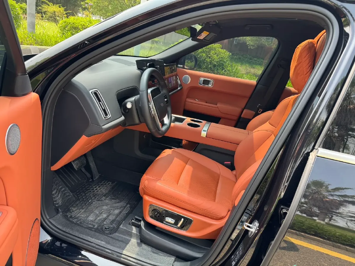 2025 Li L9 Range Extended 154HP REEV,autocango,china used car exporter,china ev exporter,chinese used car exporter,chinese used ev exporter