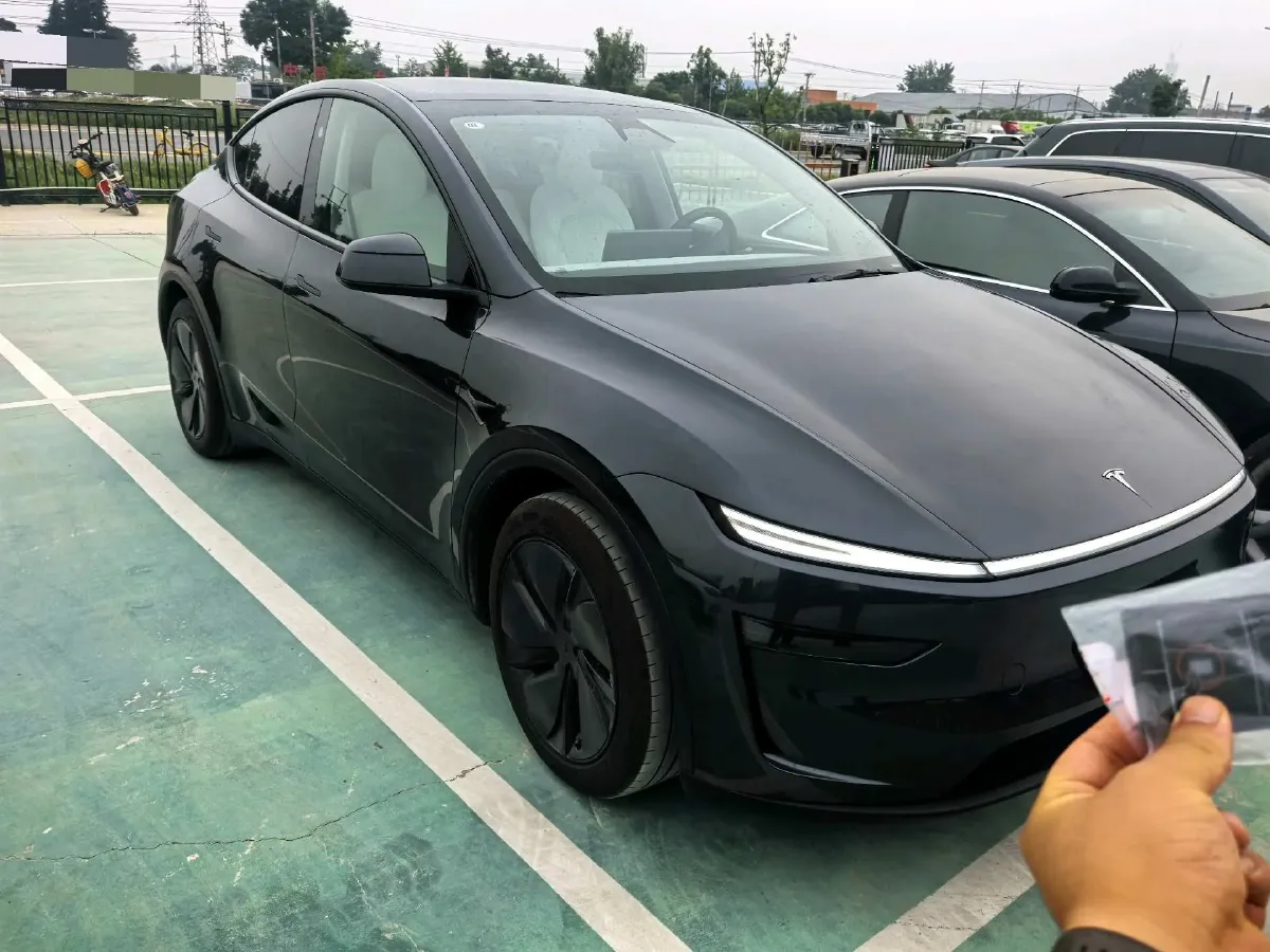 2024 Iveco OuSheng BEV 77.28KWH,autocango,china used car exporter,china ev exporter,chinese used car exporter,chinese used ev exporter