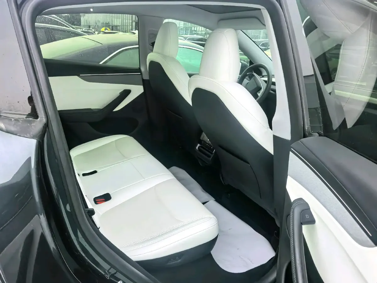 2024 Iveco OuSheng BEV 77.28KWH,autocango,china used car exporter,china ev exporter,chinese used car exporter,chinese used ev exporter