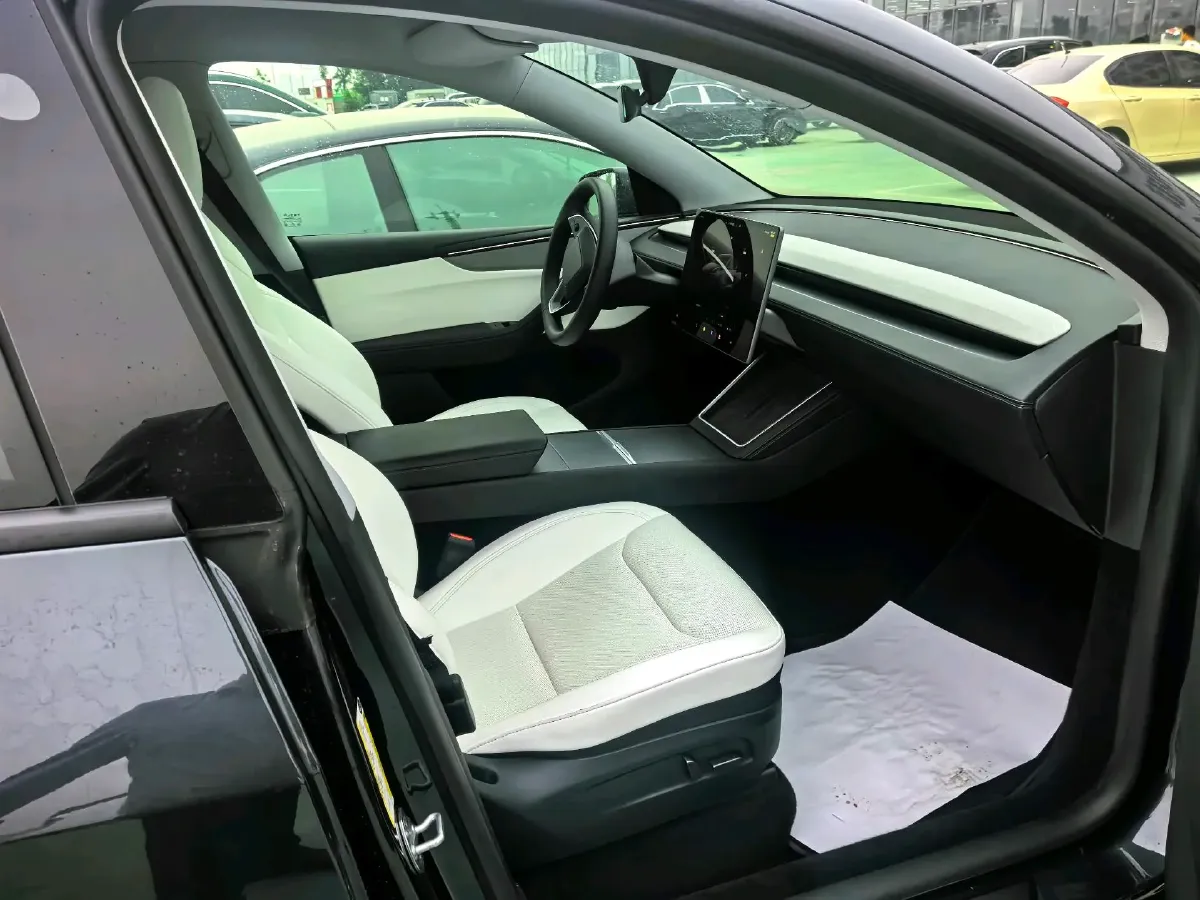 2024 Iveco OuSheng BEV 77.28KWH,autocango,china used car exporter,china ev exporter,chinese used car exporter,chinese used ev exporter