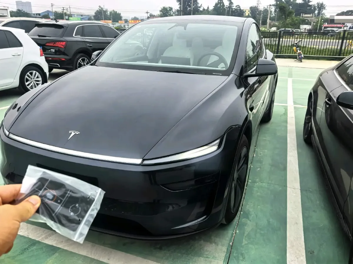 2024 Iveco OuSheng BEV 77.28KWH,autocango,china used car exporter,china ev exporter,chinese used car exporter,chinese used ev exporter