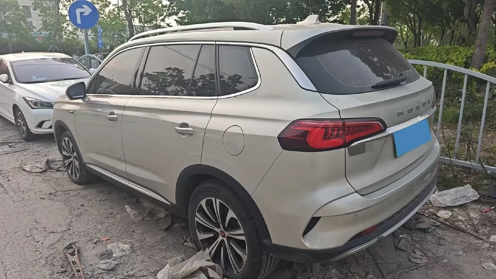 2020 Roewe RX5 eMAX 1.5T 169HP L4 AMT PHEV 16.6KWH,autocango,china used car exporter,china ev exporter,chinese used car exporter,chinese used ev exporter
