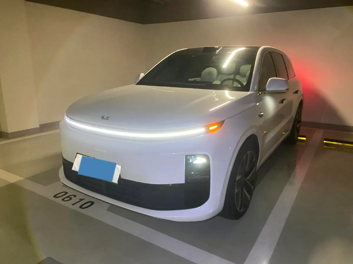 2024 Li L6 Range Extended 154HP L4 REEV 36.8KWH,autocango,china used car exporter,china ev exporter,chinese used car exporter,chinese used ev exporter
