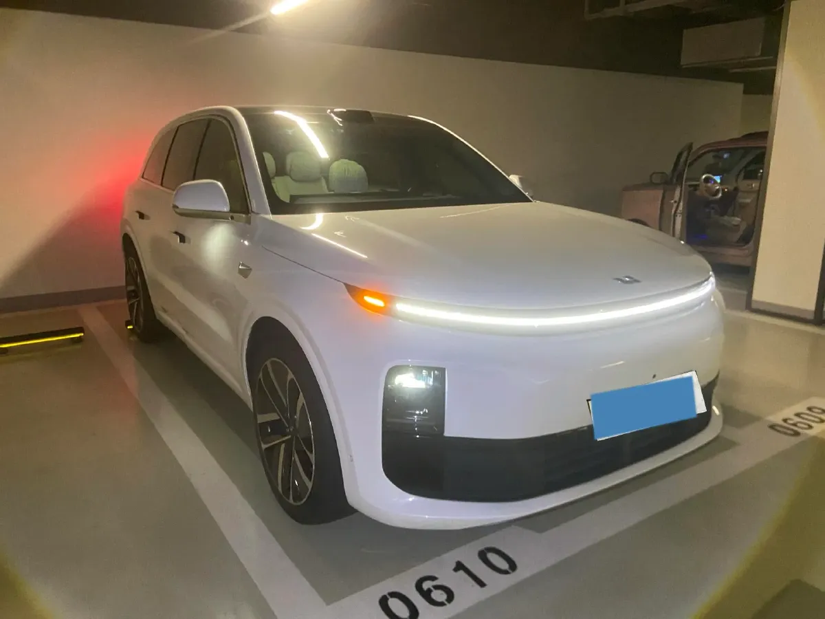 2024 Li L6 Range Extended 154HP L4 REEV 36.8KWH,autocango,china used car exporter,china ev exporter,chinese used car exporter,chinese used ev exporter