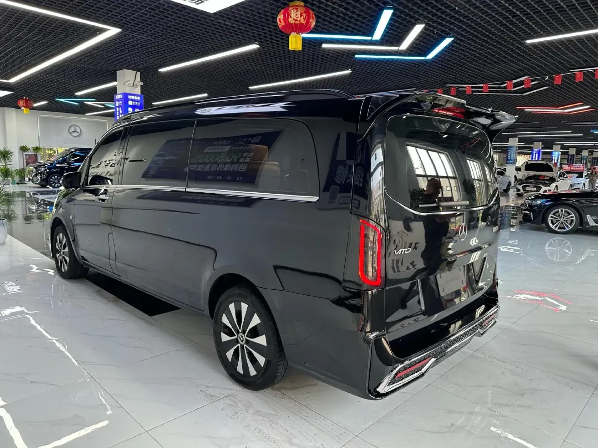 2021 Mercedes-Benz Vito 2.0T 211HP L4 9AT,autocango,china used car exporter,china ev exporter,chinese used car exporter,chinese used ev exporter