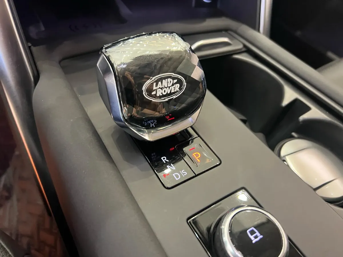 2023 Land Rover Discovery 3.0T 360HP L6 8AT,autocango,china used car exporter,china ev exporter,chinese used car exporter,chinese used ev exporter