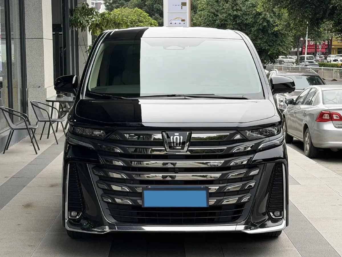 2024 Toyota Vellfire 2.5L 190HP L4 E-CVT Hybrid,autocango,china used car exporter,china ev exporter,chinese used car exporter,chinese used ev exporter