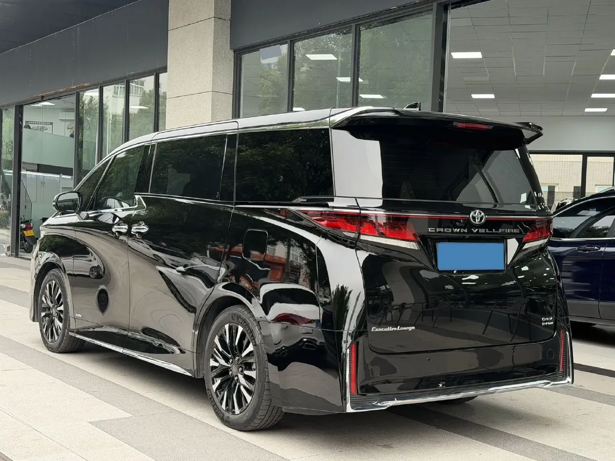 2024 Toyota Vellfire 2.5L 190HP L4 E-CVT Hybrid,autocango,china used car exporter,china ev exporter,chinese used car exporter,chinese used ev exporter