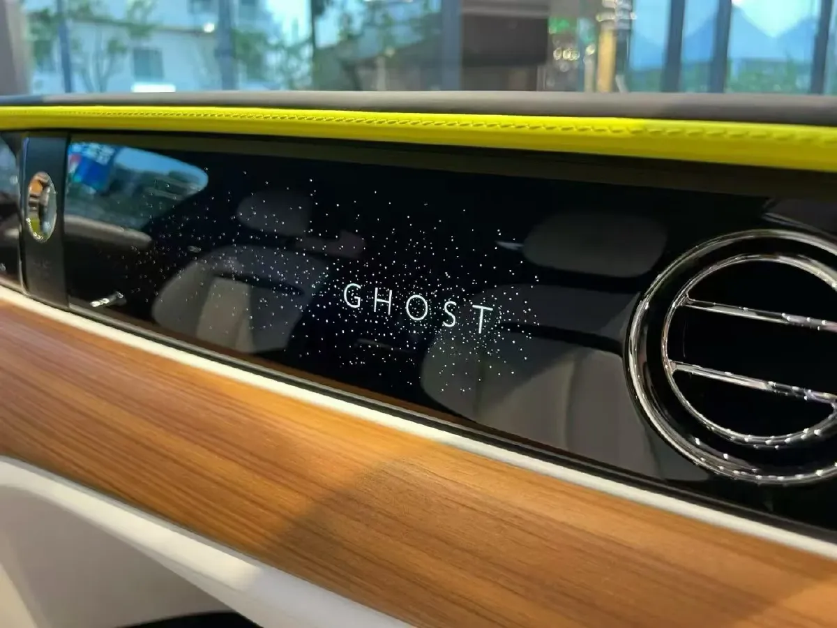 2024 Rolls-Royce Ghost 6.7T 571HP V12 8AT,autocango,china used car exporter,china ev exporter,chinese used car exporter,chinese used ev exporter