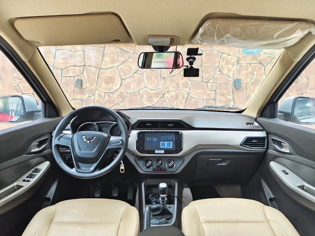 2019 WuLing HongGuang 1.5L 99HP L4 6MT,autocango,china used car exporter,china ev exporter,chinese used car exporter,chinese used ev exporter